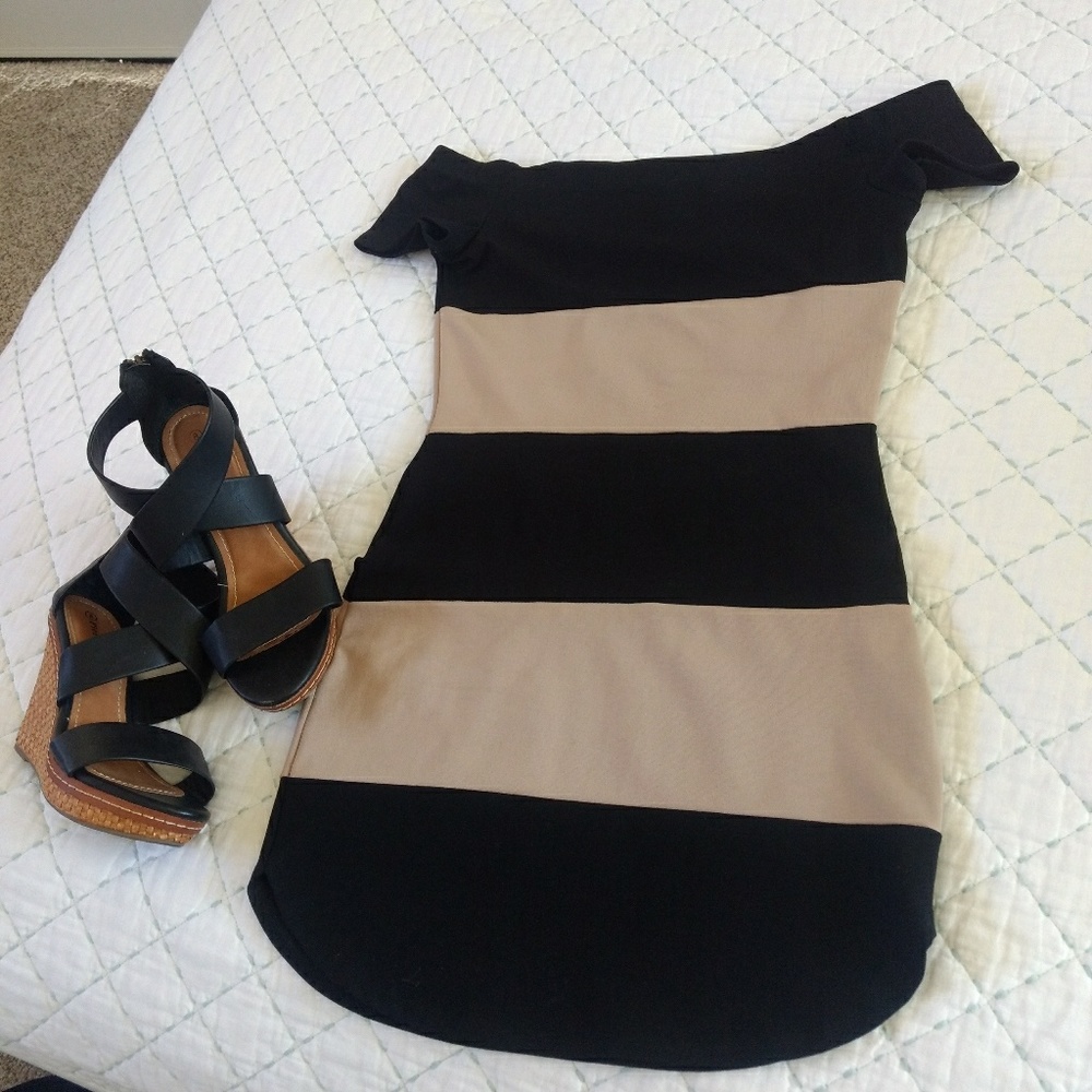 Off the shoulder knit fitted dress